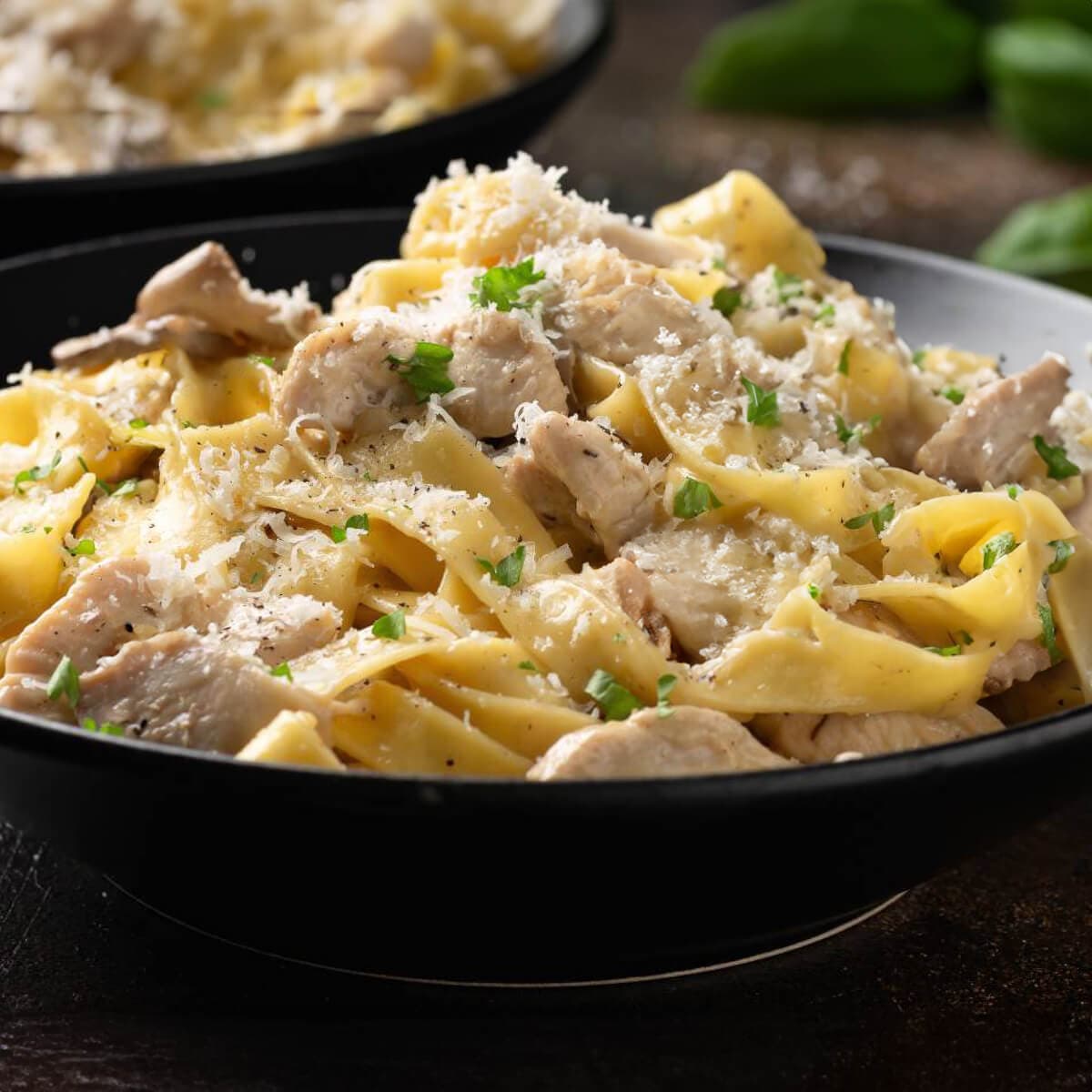 Pasta Alfredo con Pollo