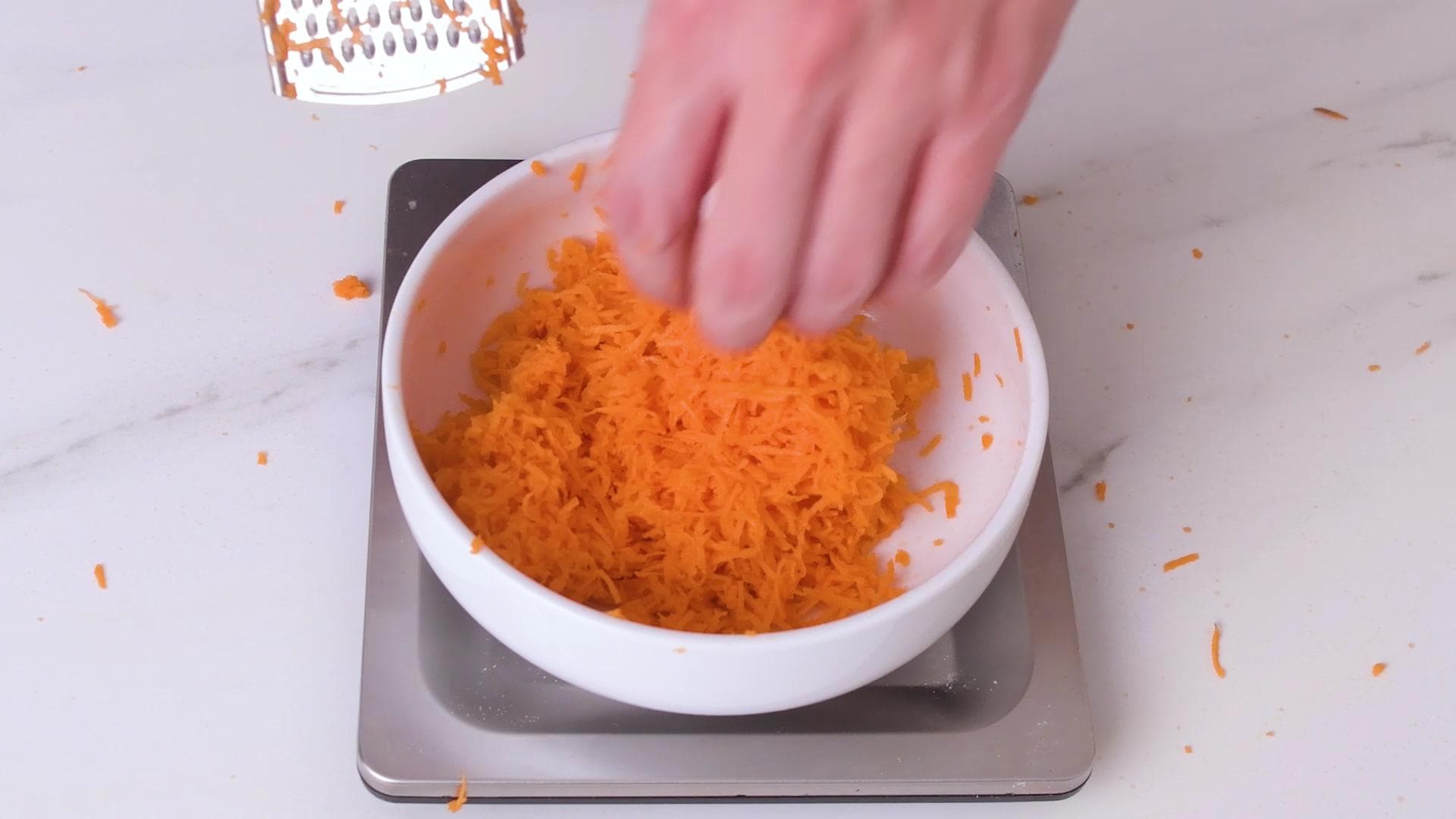 Carrot Loaf Cake — step 1