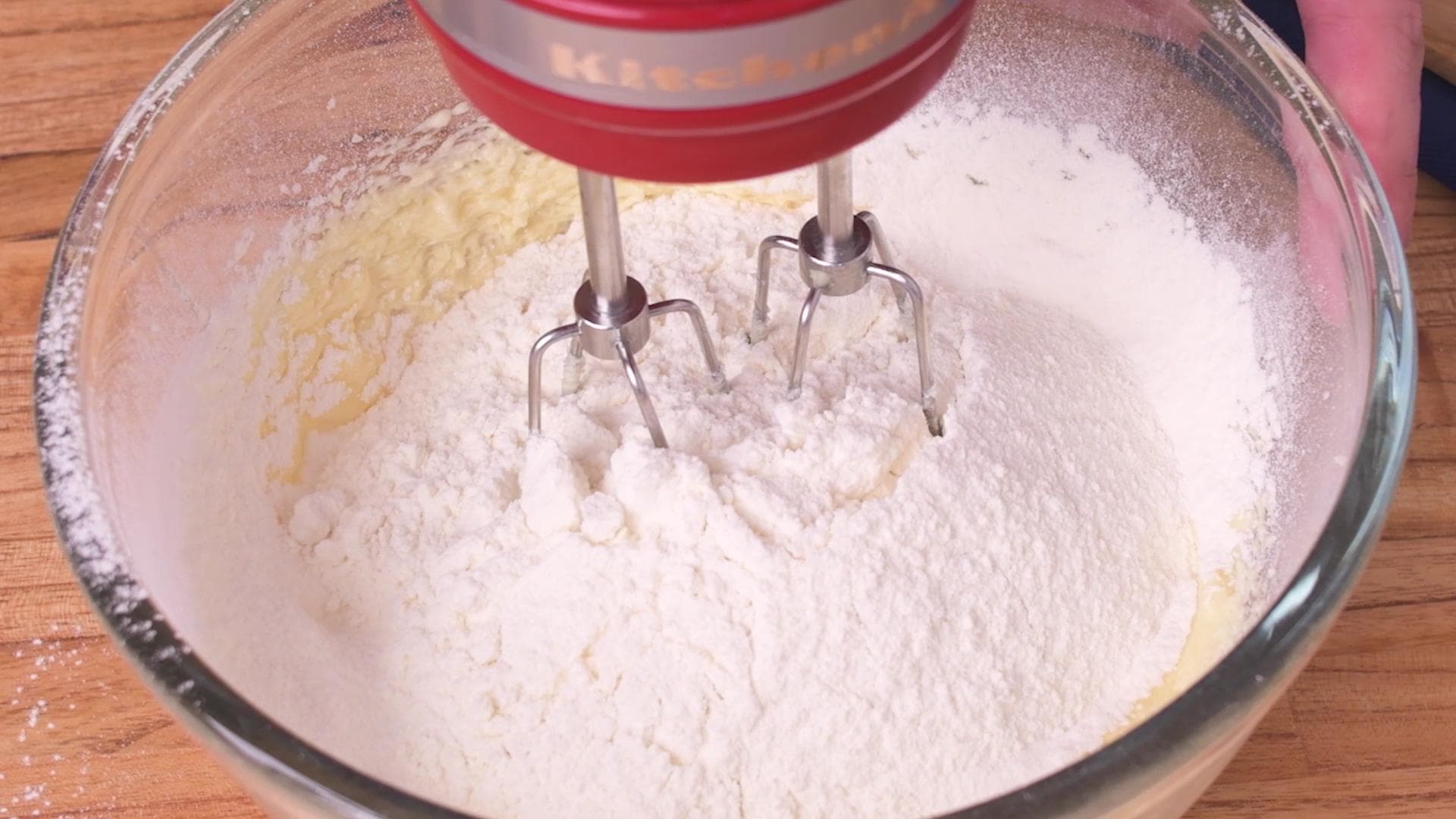Chocolate Dulce de Leche Cones — step 1