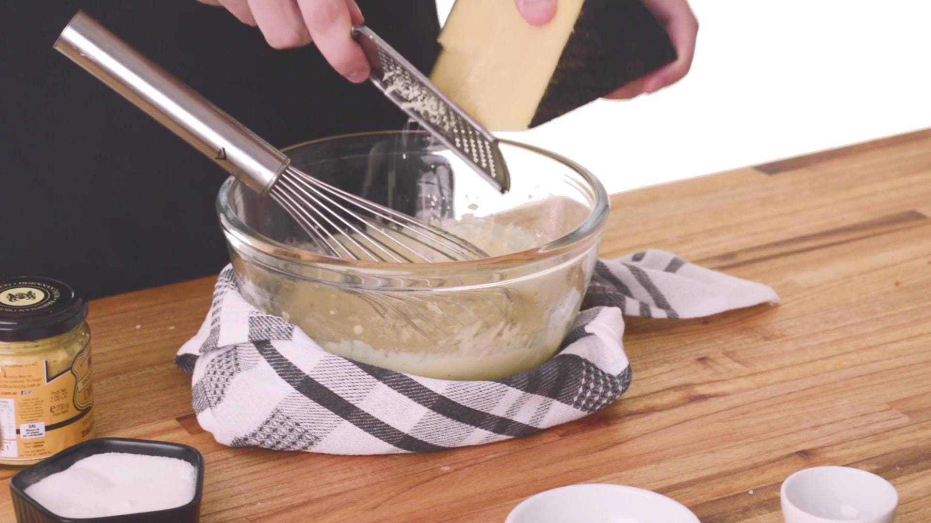 Caesar Salad with Dressing and Croutons — step 7