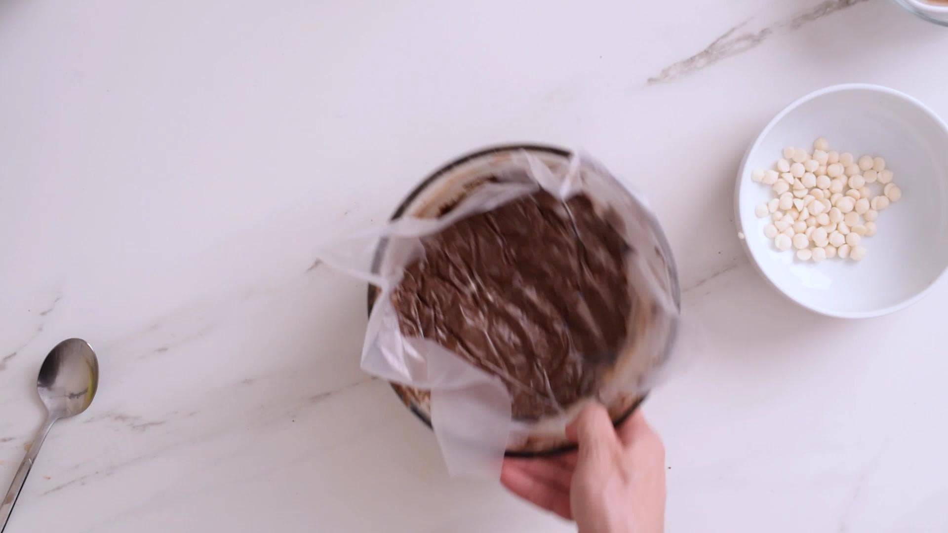 Quick and Easy Chocolate Cookies — step 5