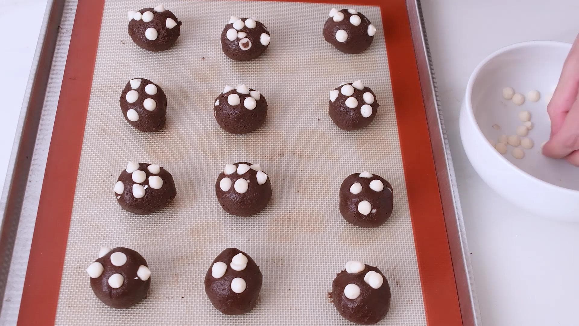 Quick and Easy Chocolate Cookies — step 7