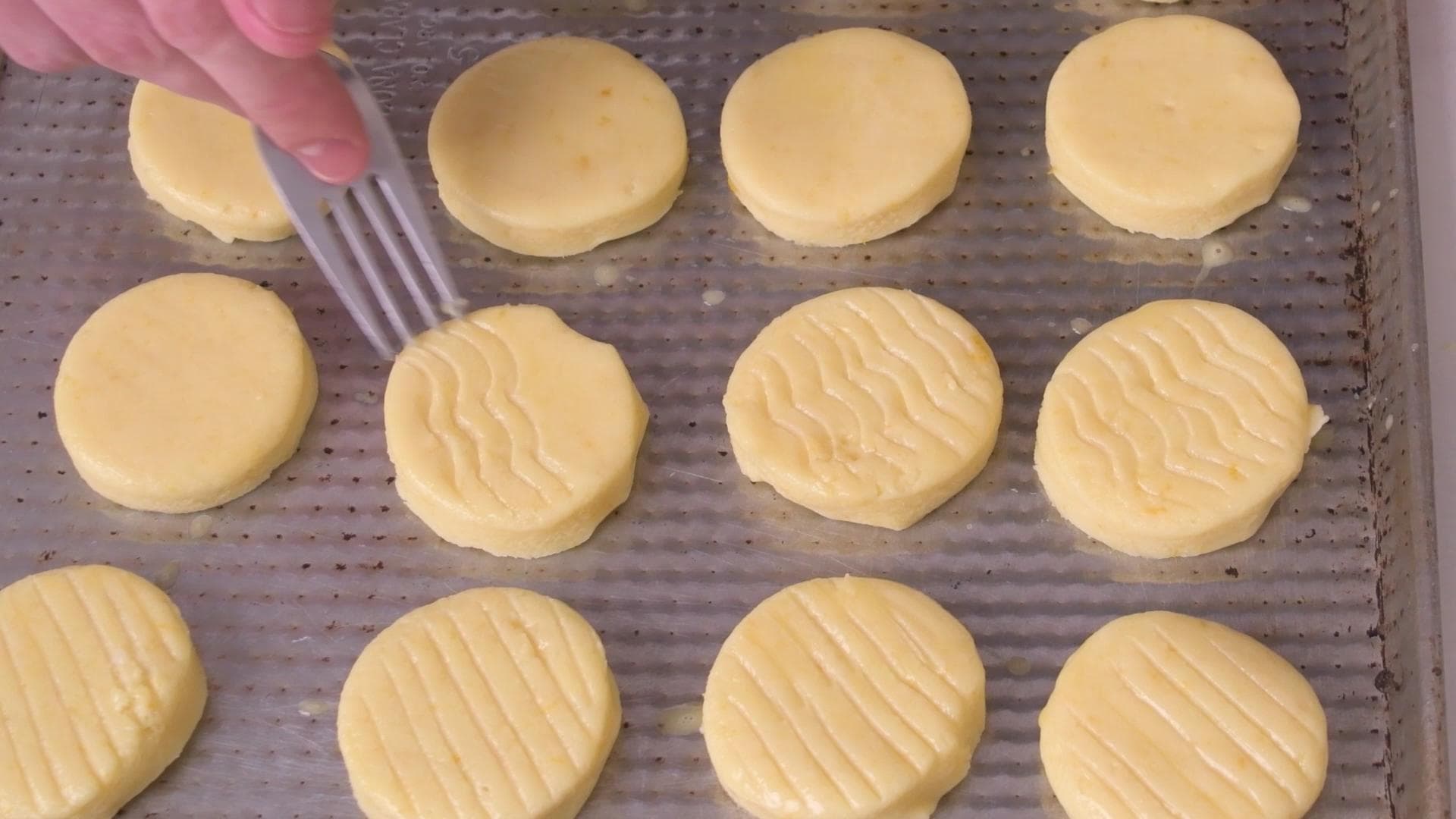 Quick and Easy Orange Cookies — step 8