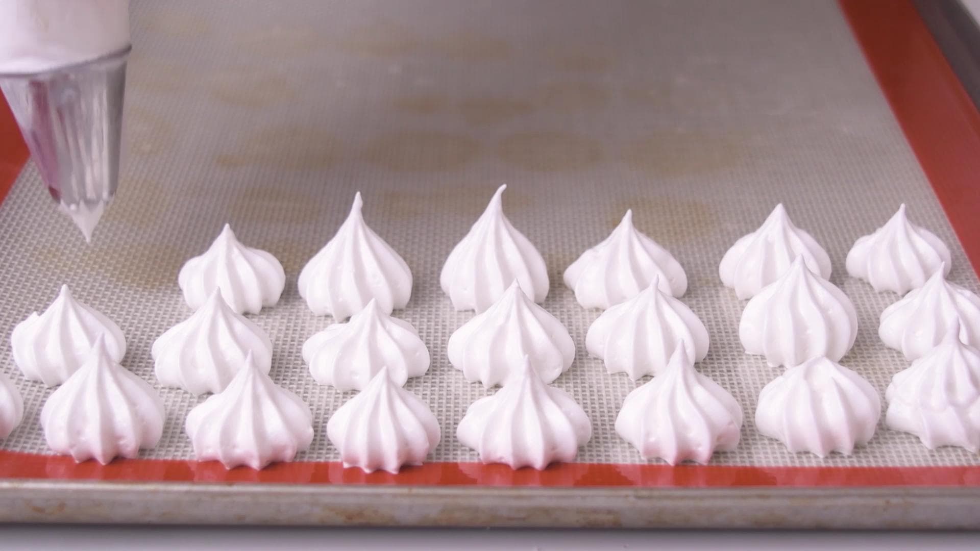 Homemade Meringues — step 4
