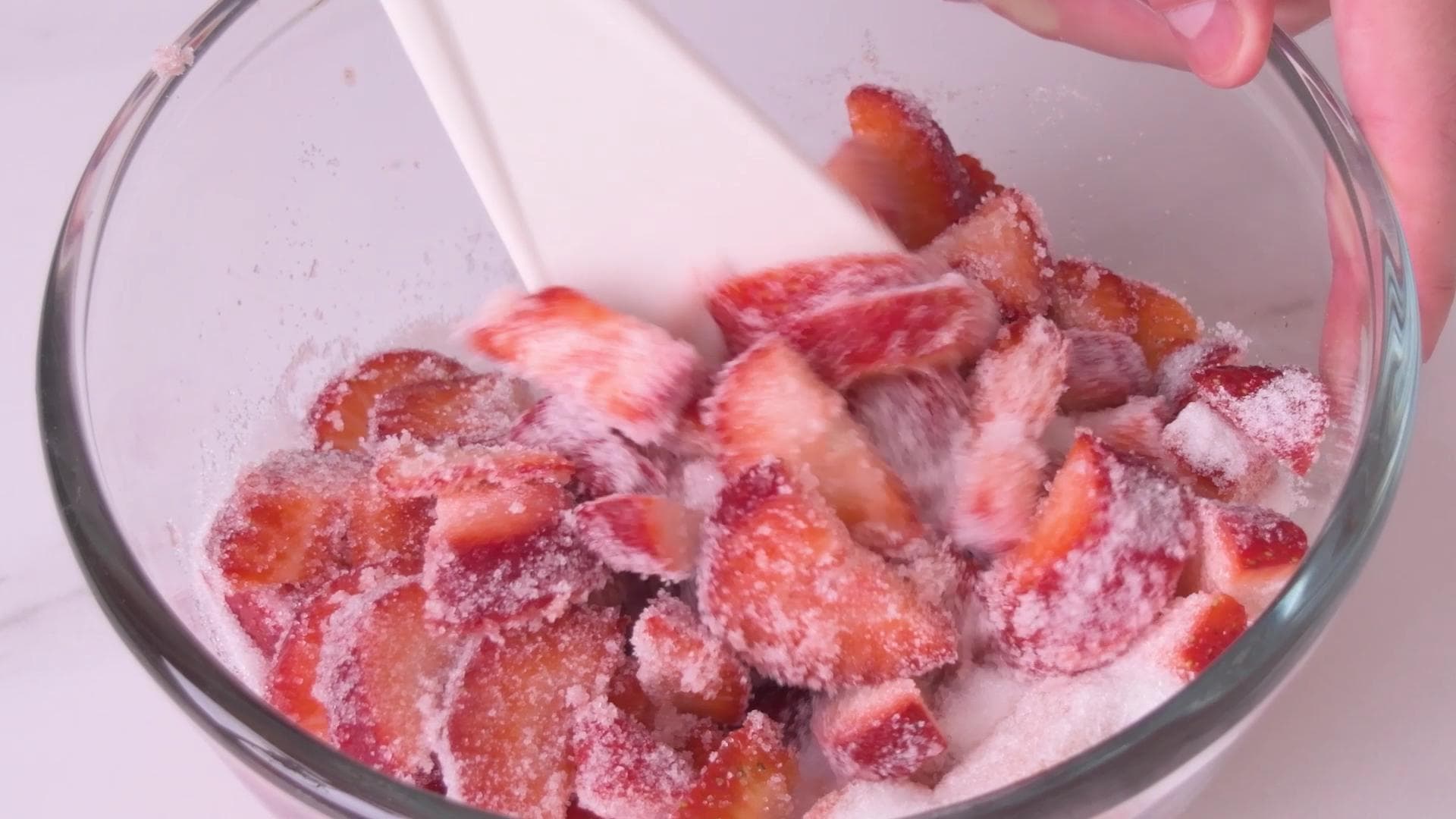 Strawberry Jam — step 1