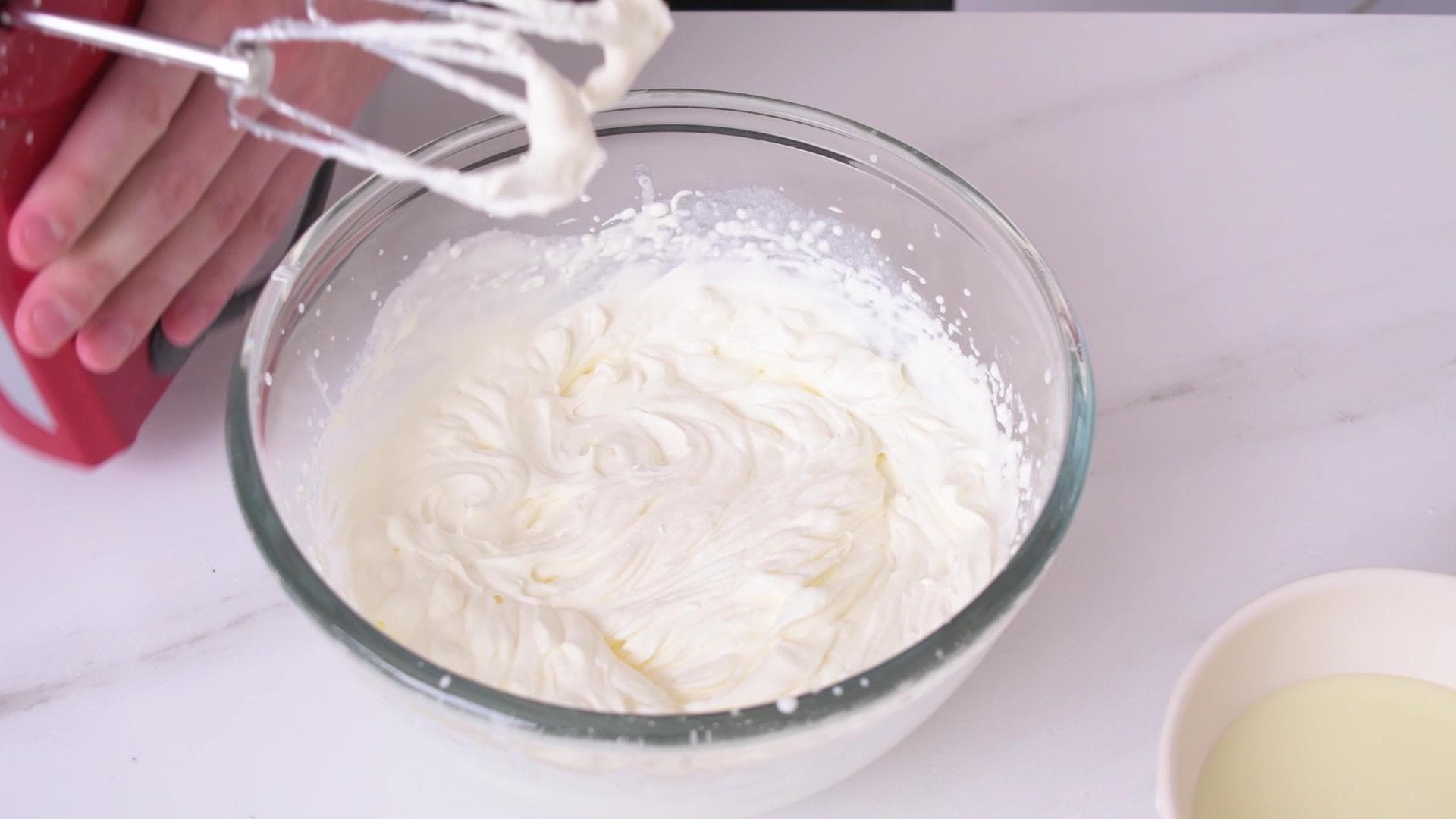 Mousse de Frutillas — paso 2