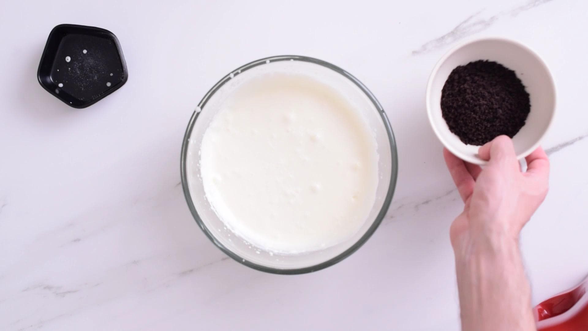 Quick and Easy Oreo Mousse — step 1