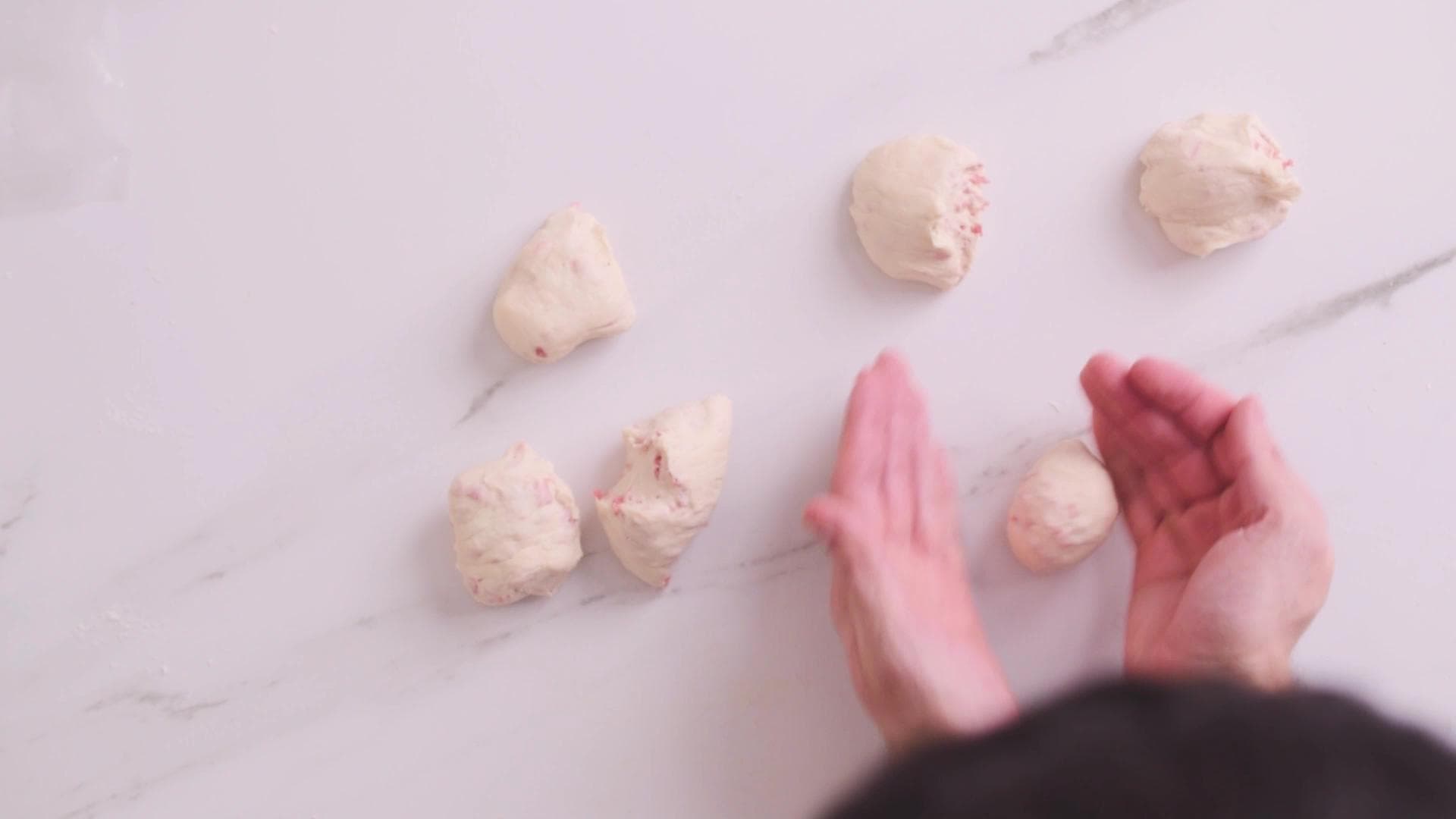 Quick and Delicious Flavored Bread Rolls — step 8