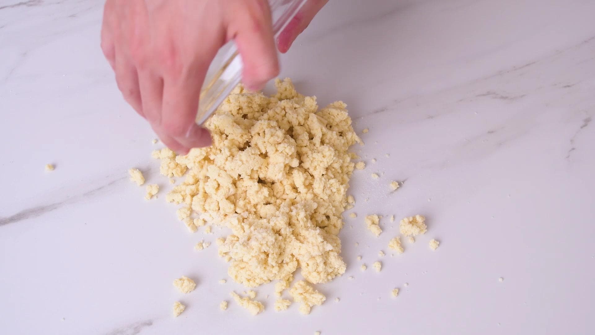 Chocolate Thumbprint Cookies — step 3