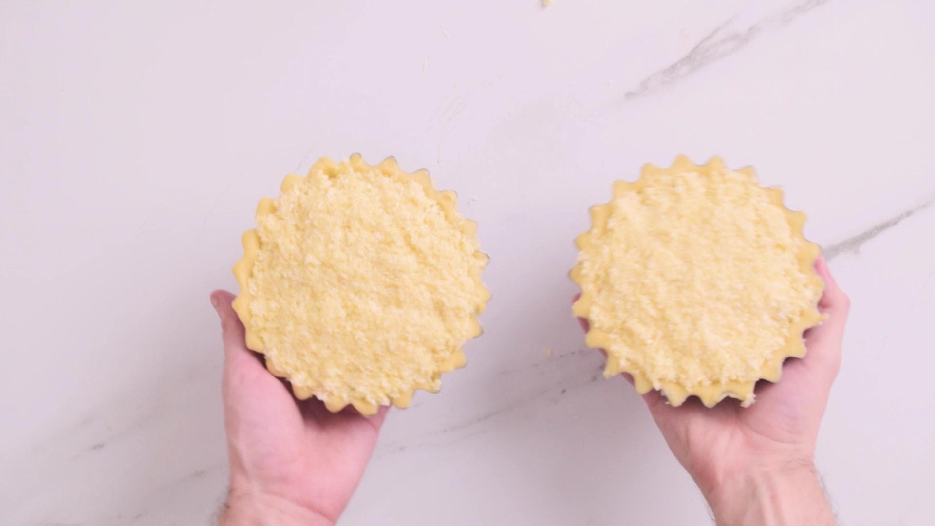 Coconut and Dulce de Leche Tart — step 9