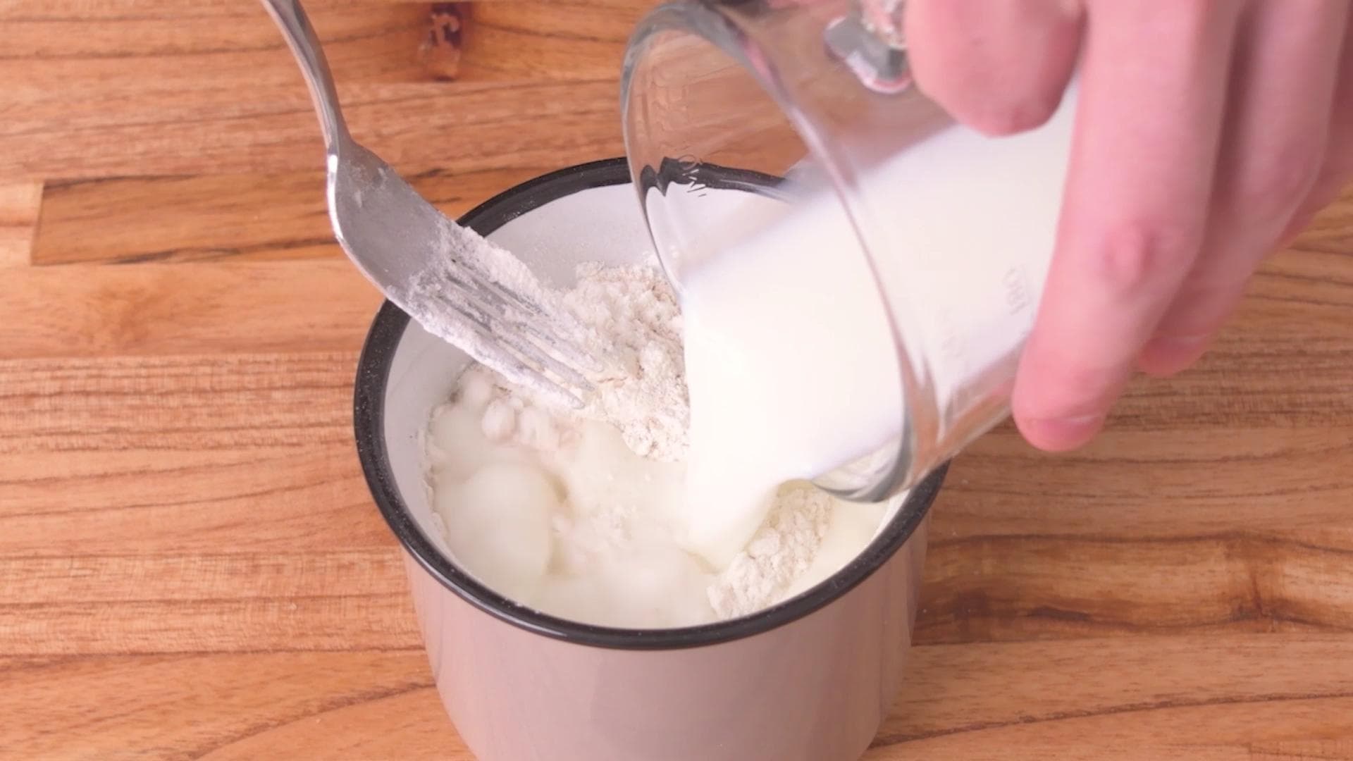 Torta de Manzana en Taza — paso 3