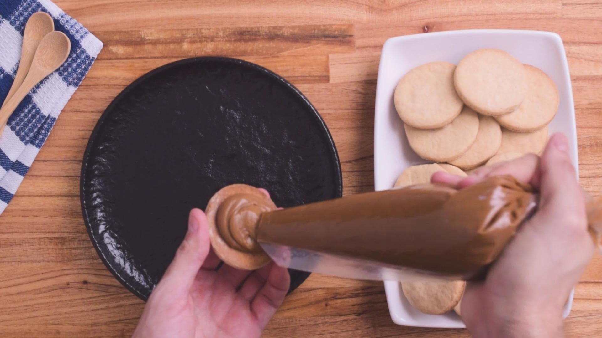 Alfajores de Dulce de Leche — paso 8