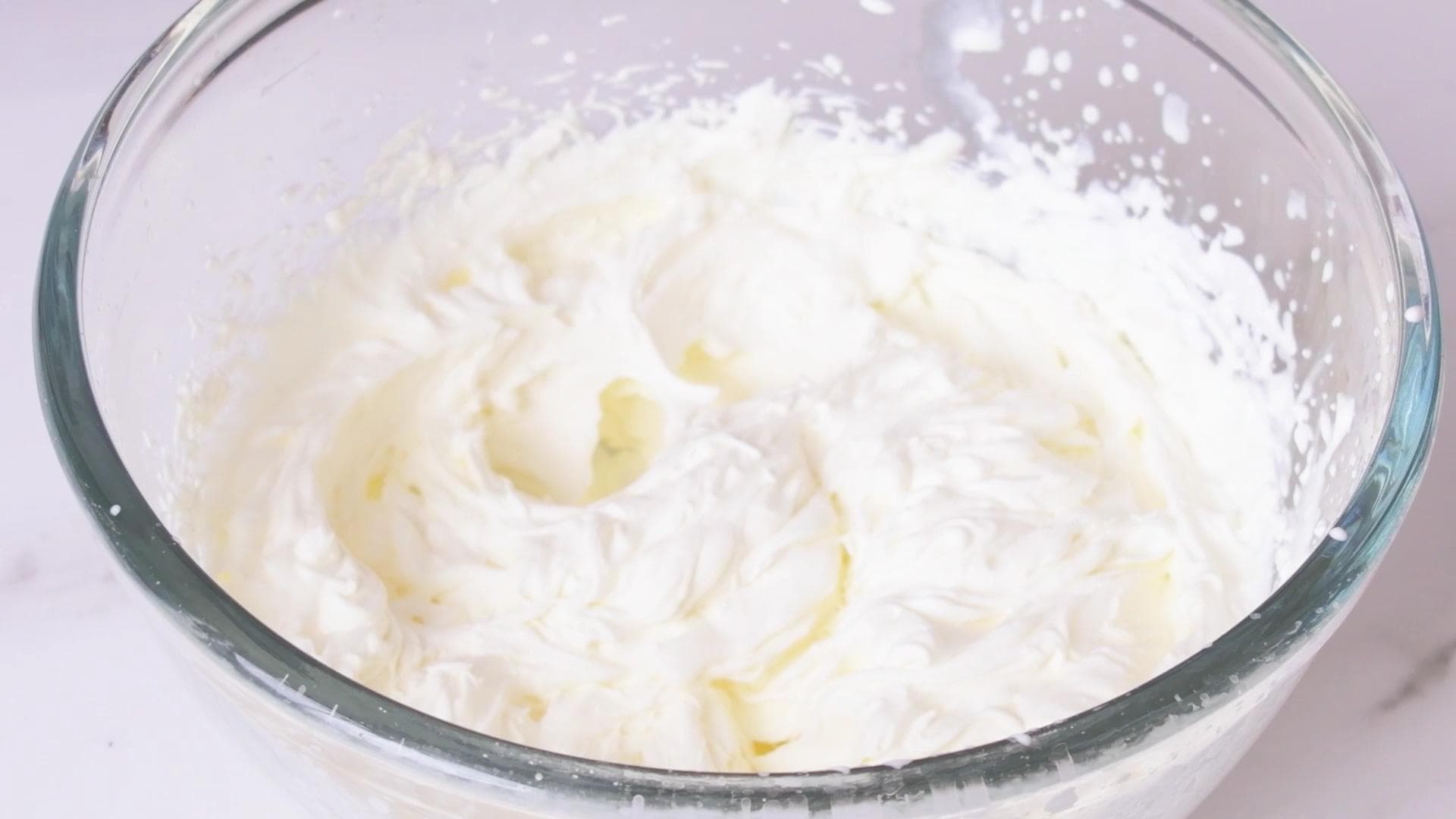 Helado de Oreo Facil y Rapido — paso 1