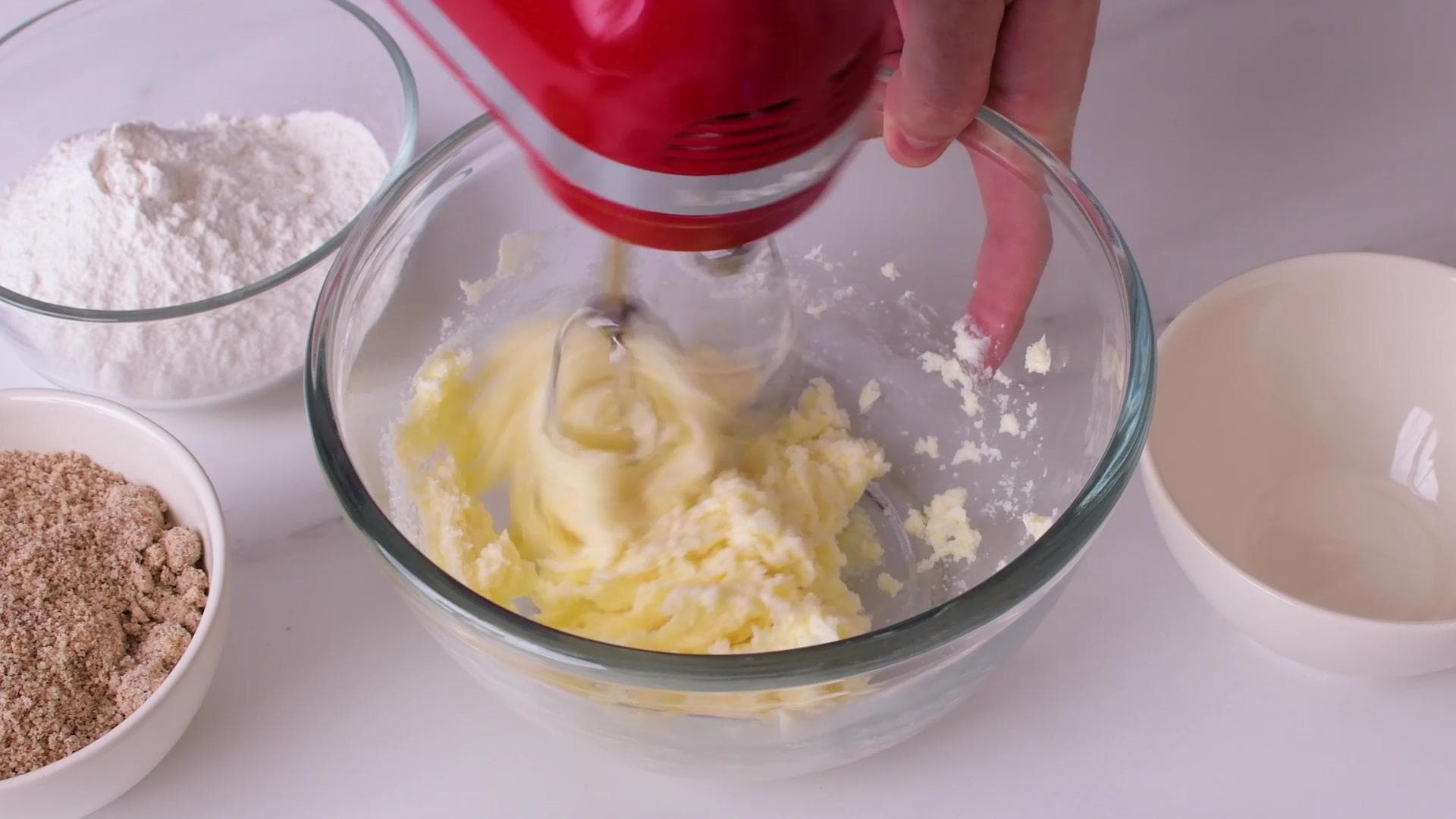 Almond Thumbprint Cookies — step 0