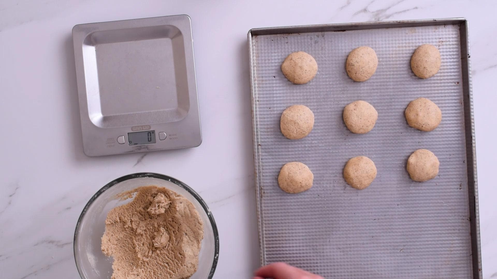 Almond Thumbprint Cookies — step 3