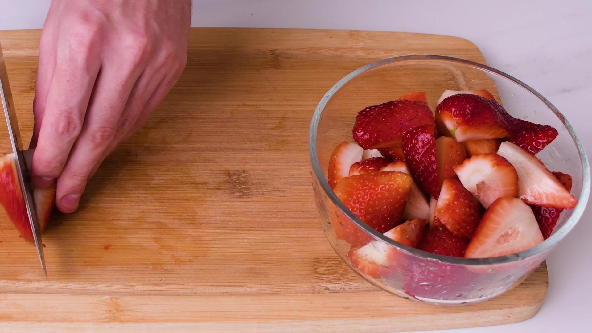 Strawberry Sauce — step 0
