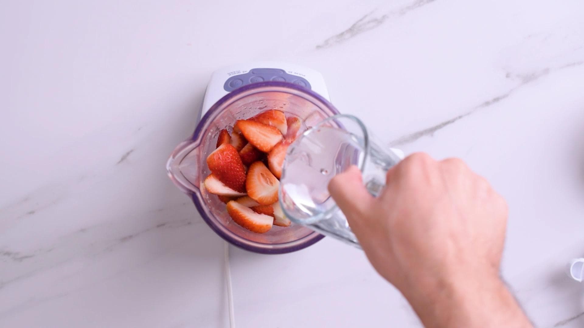Strawberry Sauce — step 1