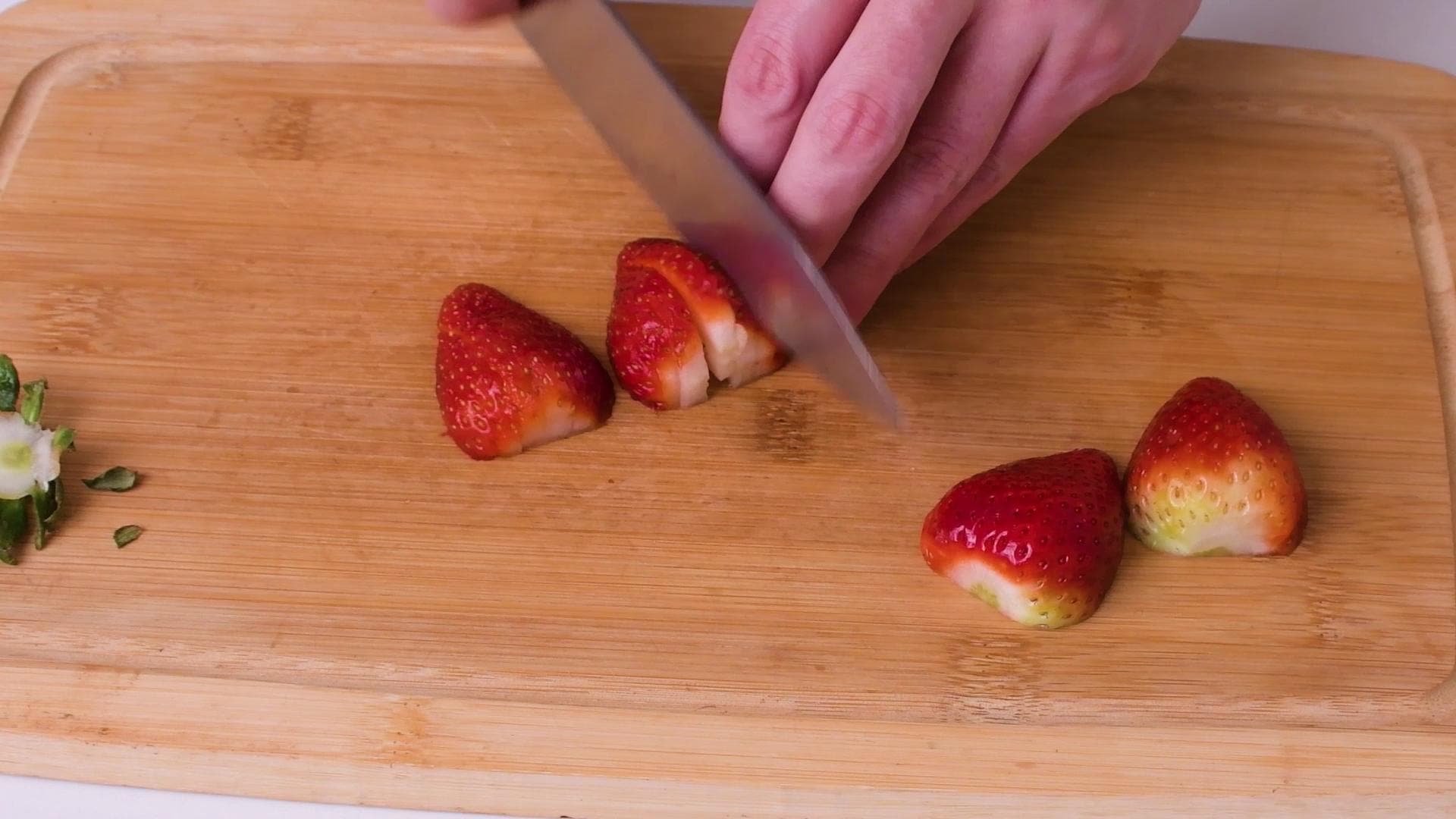 Torta en Taza de Frutilla — paso 2