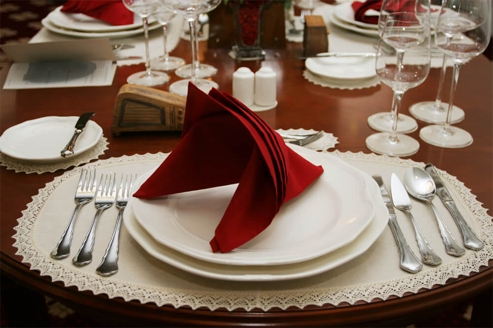 elegancia en el comedor como arreglar una mesa de comedor con estilo