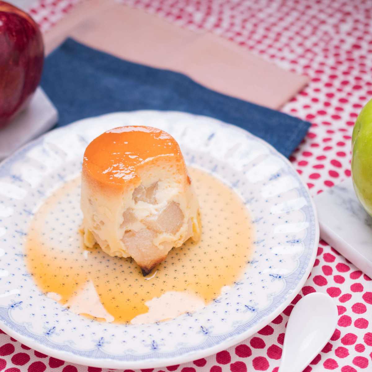 Flan de Manzana